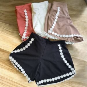 C7161 - 蕾丝边短裤（现货）